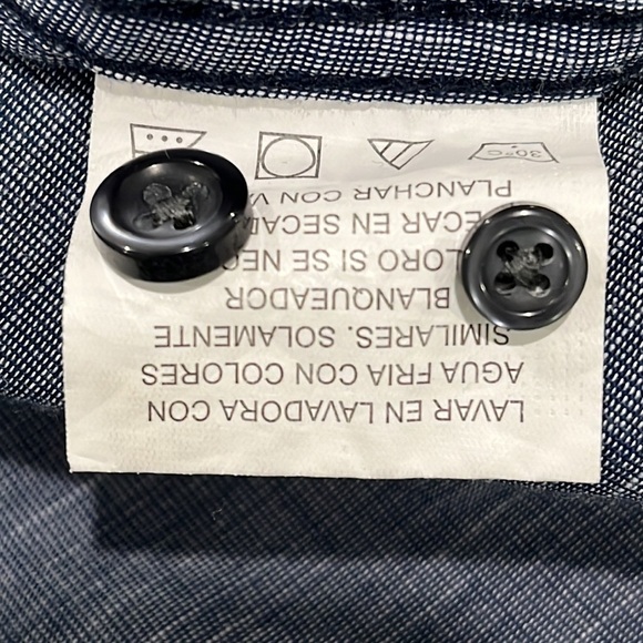 Airwalk Button Down Shirt Blue Chambray Long Sleeve Skater Grunge Sz L 90s Y2K - Picture 11 of 11